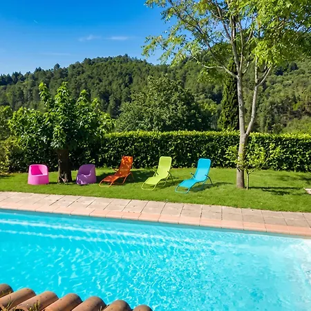 Villa Spacieuse Avec Piscine A 180 M² 10 Pers. *